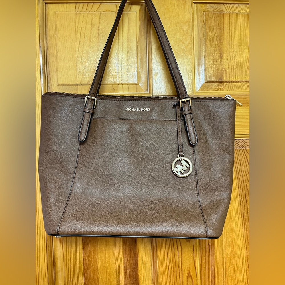 Michael Kors purse/tote bag